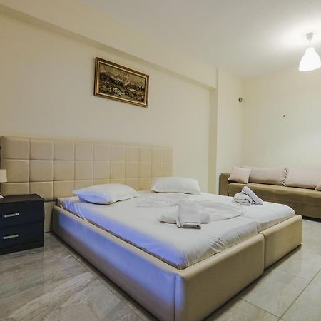 Summer Dream Hotel Sarandë Exterior foto